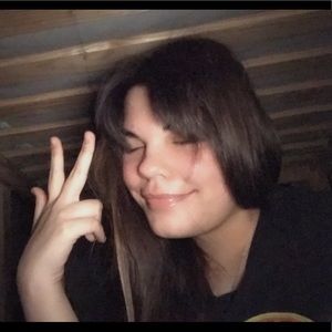 Meet your Posher, Jade